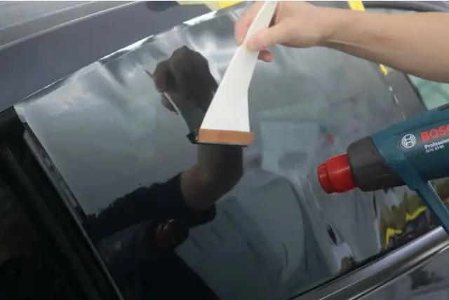 ヒートガンを使ったカーフィルムの施工 - ガラスコーティング剤通販ブログ ヒートガンを使ったカーフィルムの施工