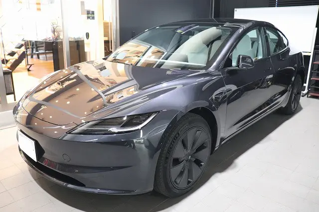 ガラスコーティングの効果を比較効果が分かる美しいボディ