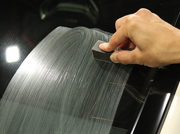 フロントガラスにもガラスコーティング施工