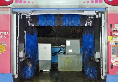 ガラスコーティング後に洗車機は絶対NG塗装面が傷だらけに1