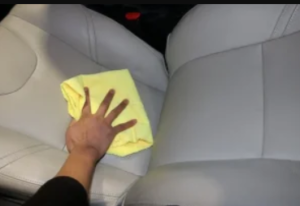 レザーシートコーティングの必要性と施工する費用を徹底解説10