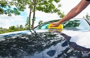 水滴が乾いた時に付着する雨染み 青空洗車