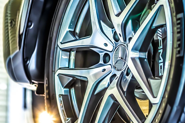 ホイールコーティングで艶が美しい